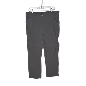L.L. Bean Women’s No Fly Zone Insect Repellent Grey Convertible Pants. 18R